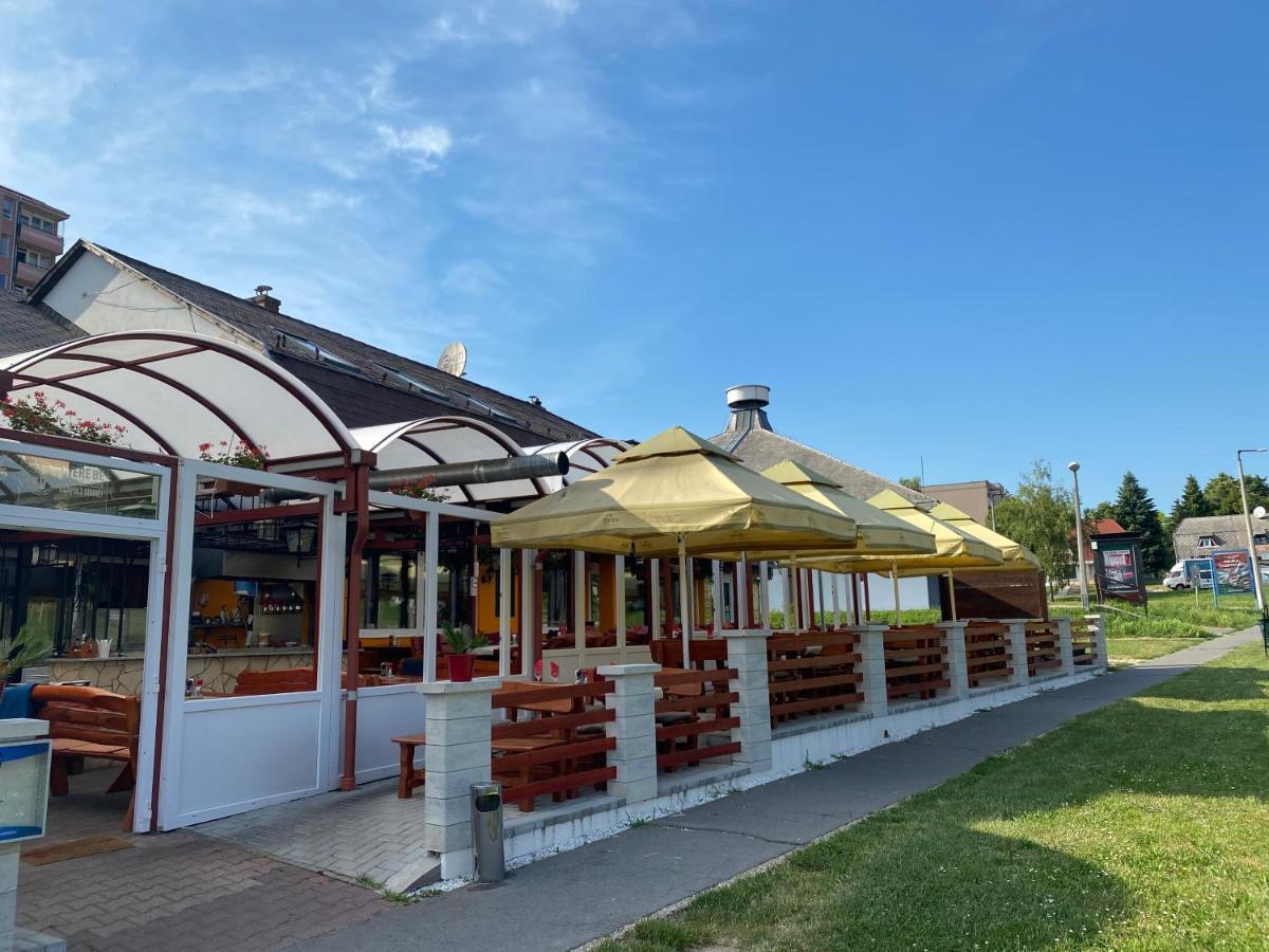 Kiskakas Etterem Otel Zalaegerszeg Dış mekan fotoğraf