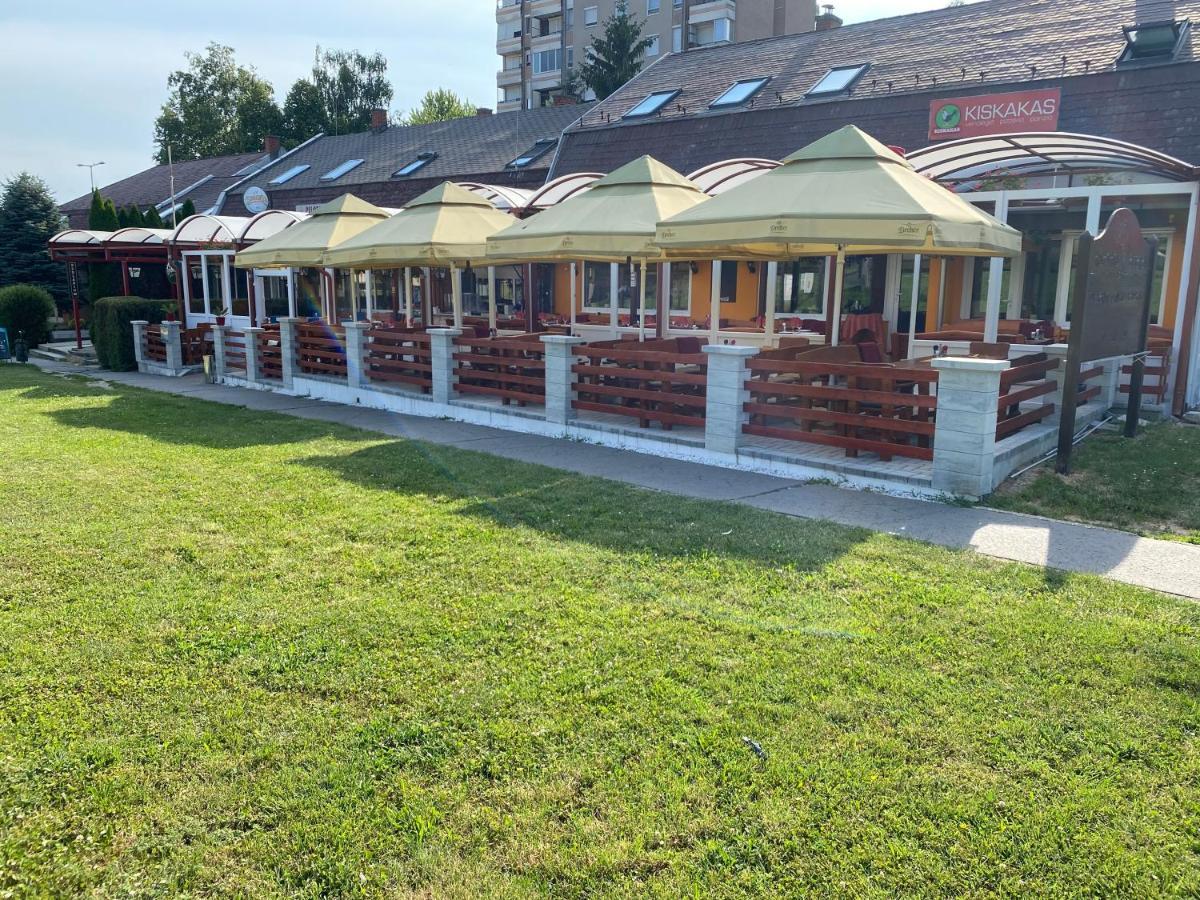 Kiskakas Etterem Otel Zalaegerszeg Dış mekan fotoğraf