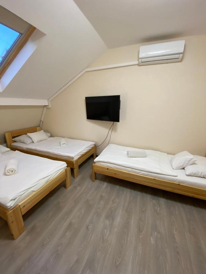 Kiskakas Etterem Otel Zalaegerszeg Dış mekan fotoğraf